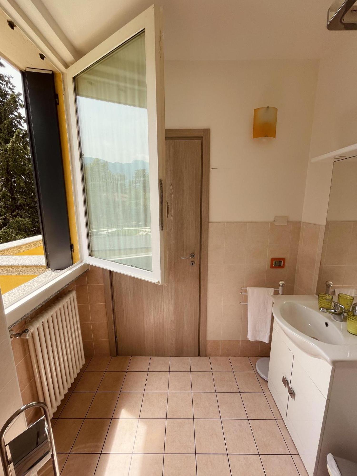 Montebello Lecco Pokój zdjęcie